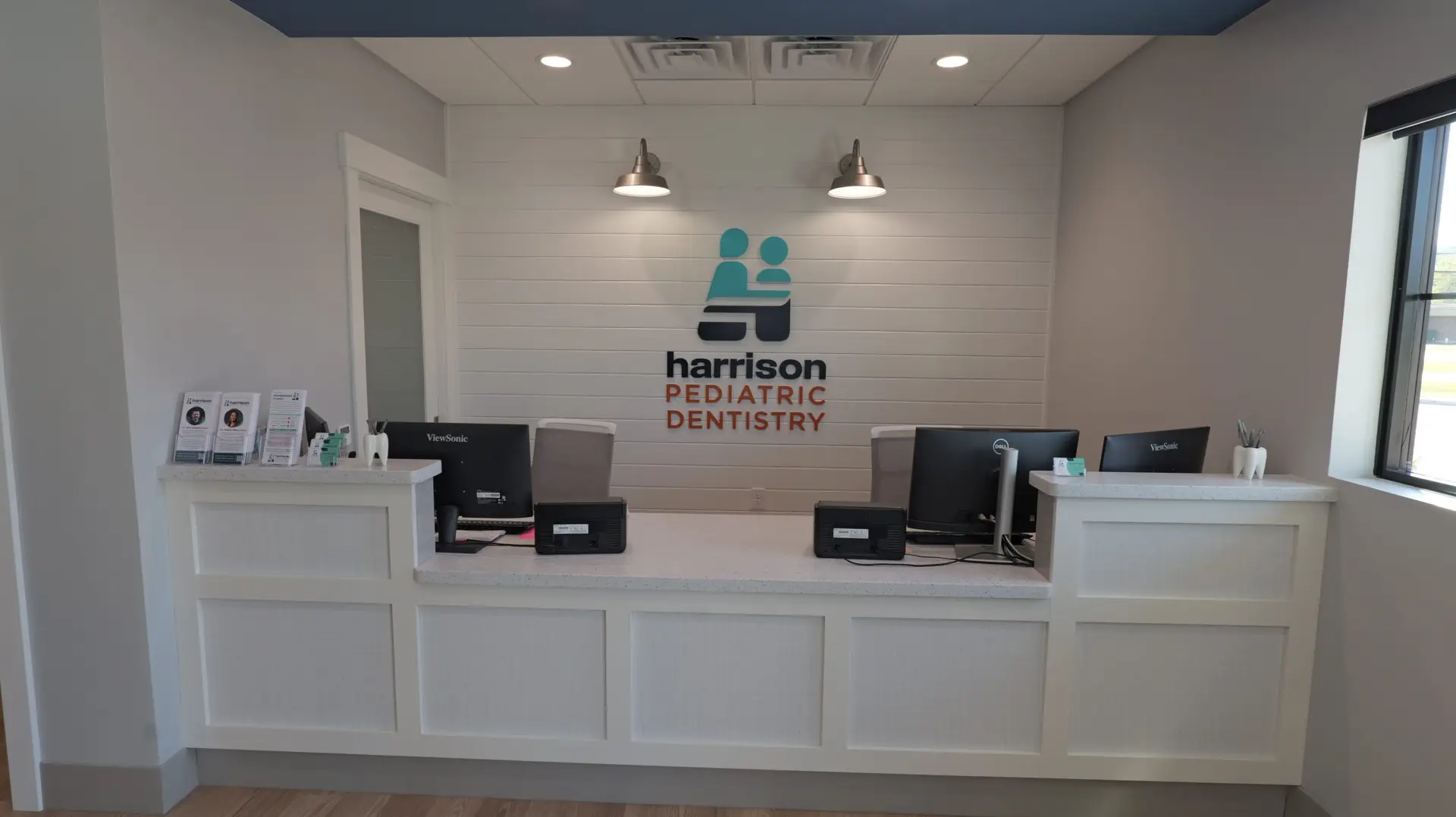 Dental Front Desk